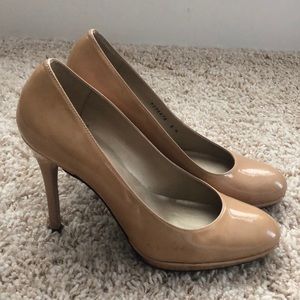 Stuart Weitzman Nude Pumps